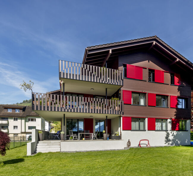 Seestrasse 5 Ennetbürgen Balkongeländer 001